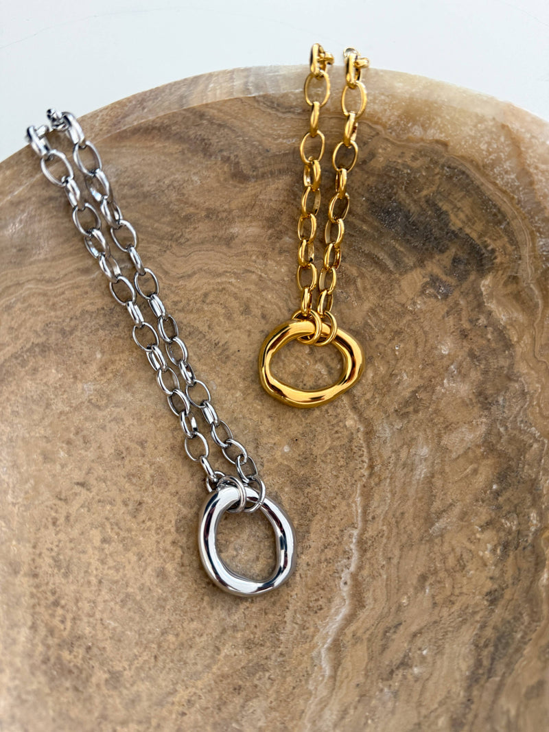 THE SCOTTY NECKLACE: GOLD